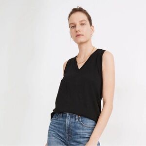 ♠️EUC- MADEWELL V-NECK TANK TOP♠️